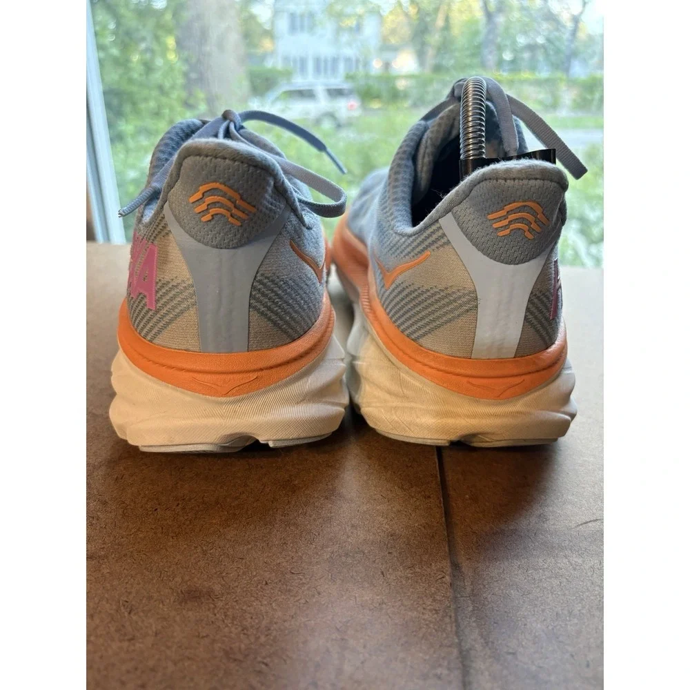 HOKA ONE ONE Clifton 9 Wide Women's Running Shoes Size 11D Gray Orange ABIW